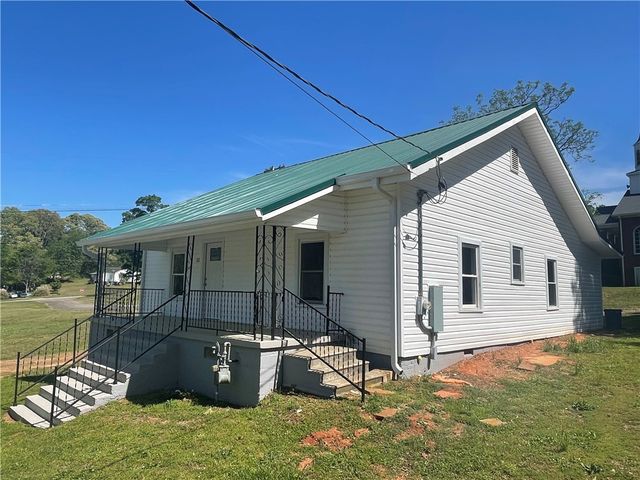 22 Third Street, Pendleton, SC 29670
