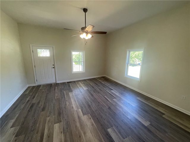 22 Third Street, Pendleton, SC 29670