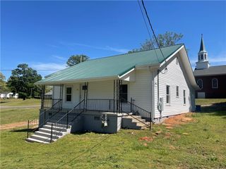 22 Third Street, Pendleton, SC 29670