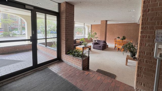 835 Judson Avenue 101, Evanston, IL 60202