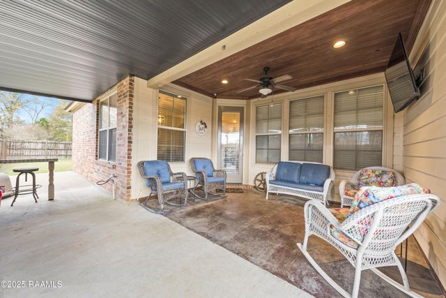 100 Pontchartrain Drive, Carencro, LA 70520