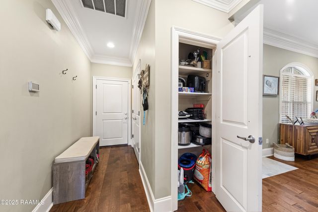 100 Pontchartrain Drive, Carencro, LA 70520