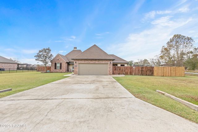 100 Pontchartrain Drive, Carencro, LA 70520