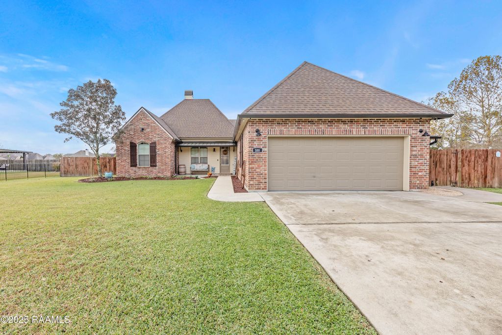 100 Pontchartrain Drive, Carencro, LA 70520
