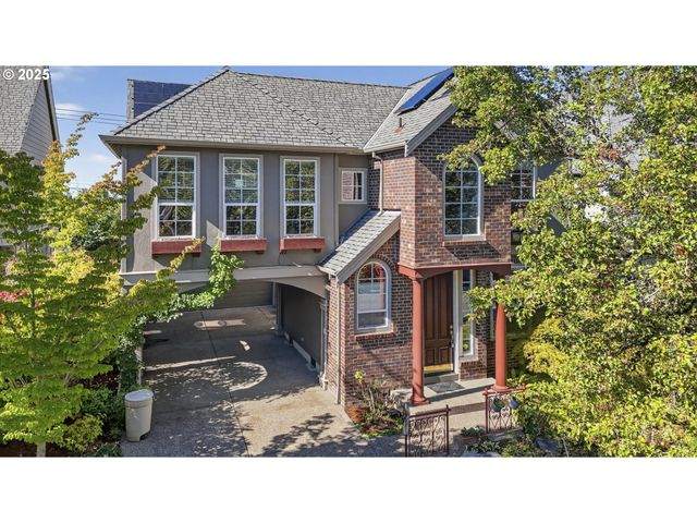 4473 Nw OXBRIDGE Dr, Portland, OR 97229