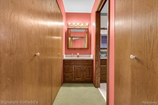 26820 Alray Street, Chesterfield, MI 48051
