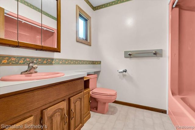 26820 Alray Street, Chesterfield, MI 48051