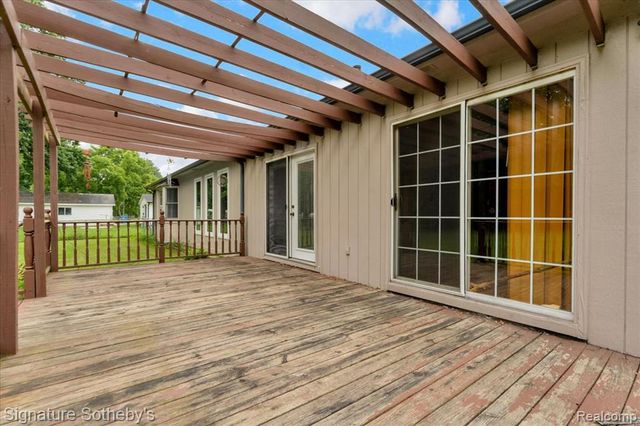26820 Alray Street, Chesterfield, MI 48051