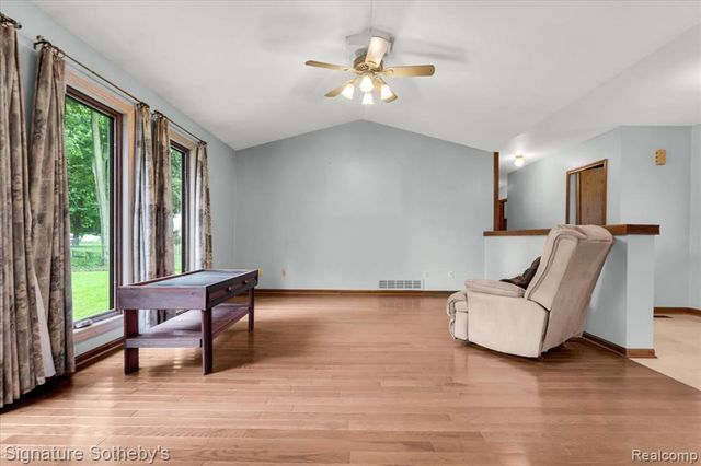 26820 Alray Street, Chesterfield, MI 48051