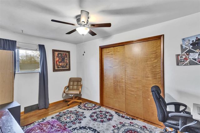 605 Short St, Hempfield Twp, PA 15601