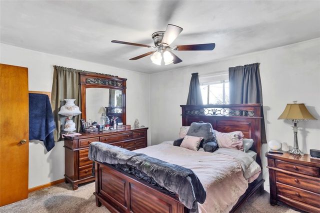 605 Short St, Hempfield Twp, PA 15601