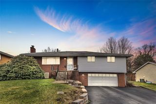 605 Short St, Hempfield Twp, PA 15601