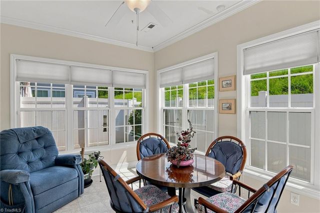 6246 Langdon Village Court, Clemmons, NC 27102