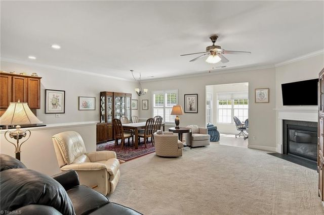 6246 Langdon Village Court, Clemmons, NC 27102