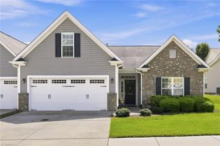 6246 Langdon Village Court, Clemmons, NC 27102
