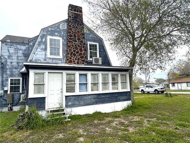 2515 Avenue C, Ingleside, TX 78362