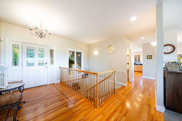 290 Harvard Place, Medford, OR 97504