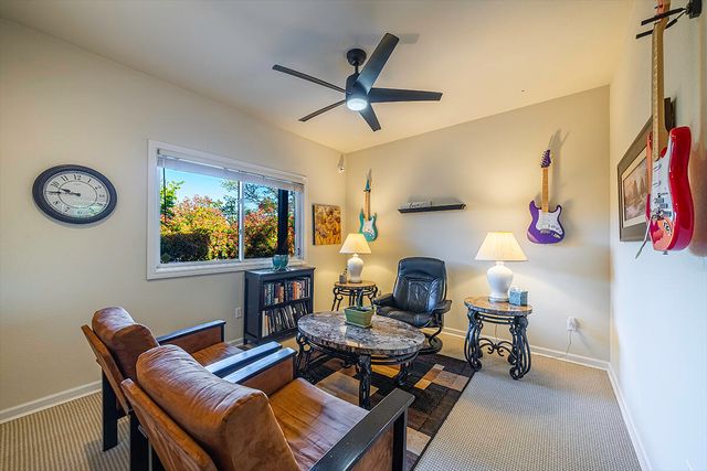 290 Harvard Place, Medford, OR 97504