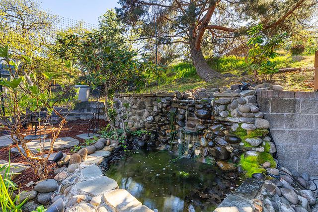 290 Harvard Place, Medford, OR 97504