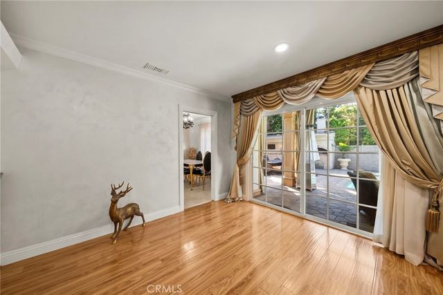 10544 Camarillo Street, Toluca Lake, CA 91602