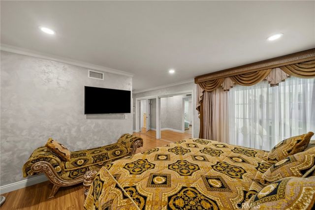 10544 Camarillo Street, Toluca Lake, CA 91602