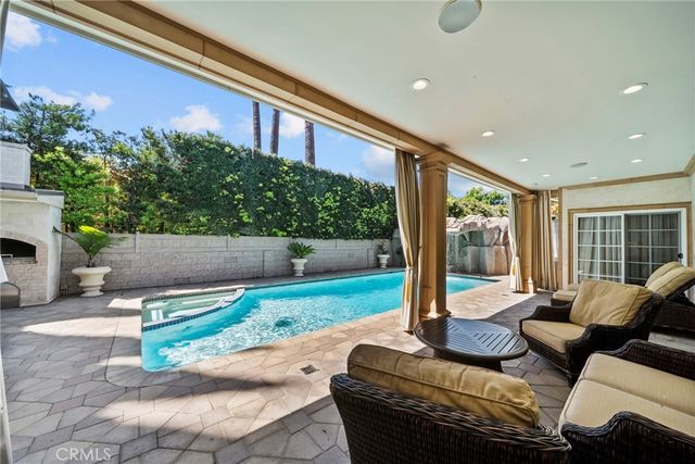 10544 Camarillo Street, Toluca Lake, CA 91602