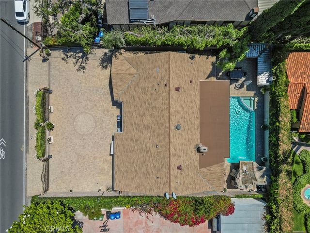 10544 Camarillo Street, Toluca Lake, CA 91602