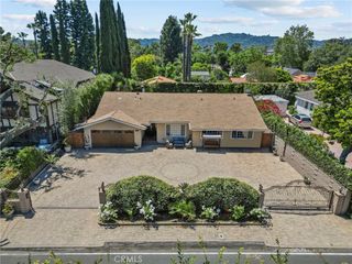 10544 Camarillo Street, Toluca Lake, CA 91602