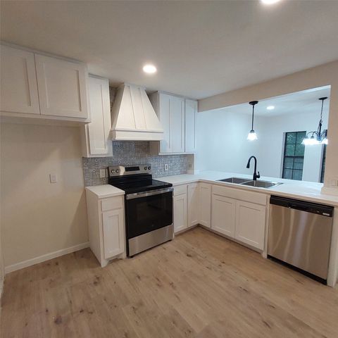 763 Cedar Oak Drive, Pottsboro, TX 75076