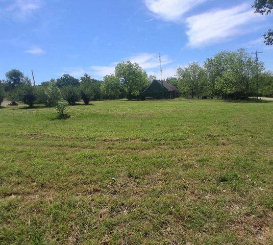 763 Cedar Oak Drive, Pottsboro, TX 75076