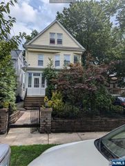 13 Ella Street, Bloomfield, NJ 07003