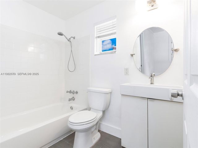 2020 Miami Road B, Fort Lauderdale, FL 33316