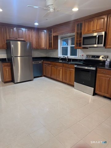 29 Hyatt Avenue, Norwalk, CT 06850