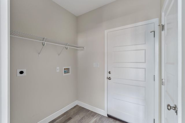 2162 Nina Street, Navarre, FL 32566