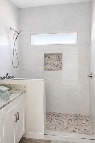 2162 Nina Street, Navarre, FL 32566