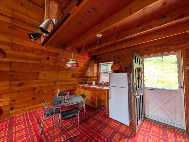 582 Lake Shore Lane, Narrowsburg, NY 12764