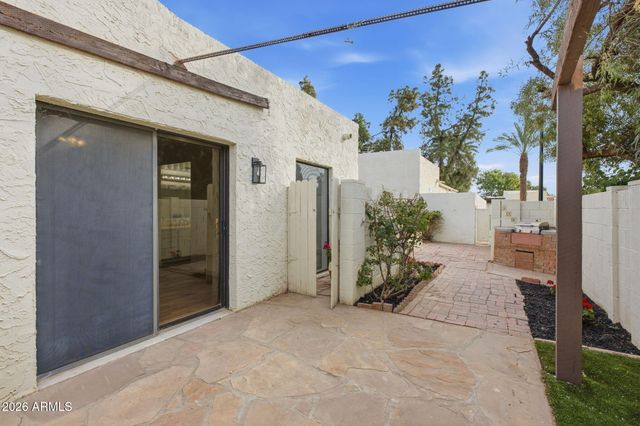 1301 W RIO SALADO Parkway 15, Mesa, AZ 85201