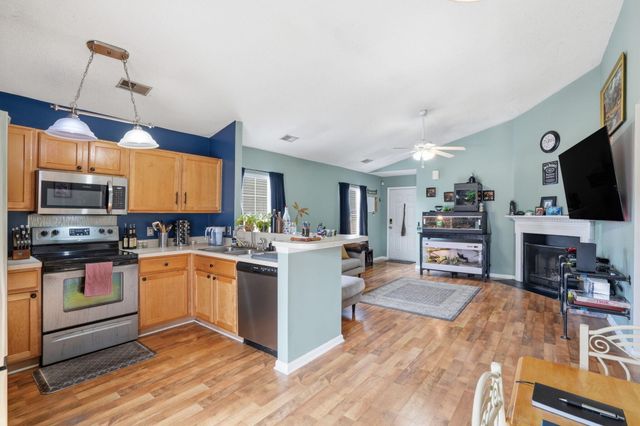 210 Waterford Lane, Summerville, SC 29483