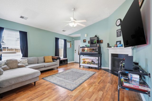 210 Waterford Lane, Summerville, SC 29483