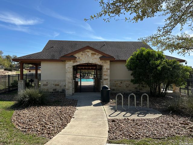 25606 Poerner Trail, San Antonio, TX 78261