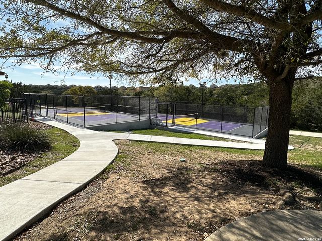 25606 Poerner Trail, San Antonio, TX 78261