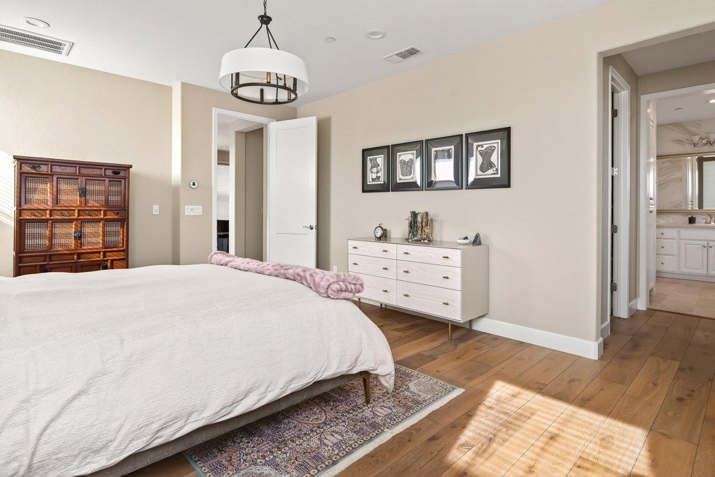 Image 24 of property listing at 5531 Metropolitan Way, Dublin, CA 94568