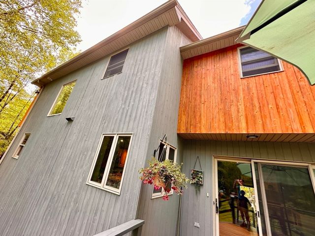 14 Laurel Ridge Drive, Belchertown, MA 01007