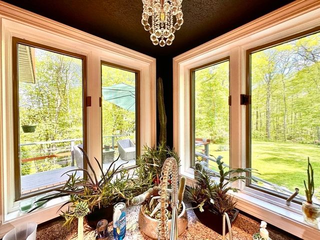 14 Laurel Ridge Drive, Belchertown, MA 01007