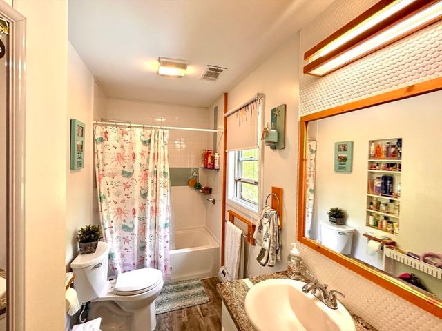 14 Laurel Ridge Drive, Belchertown, MA 01007