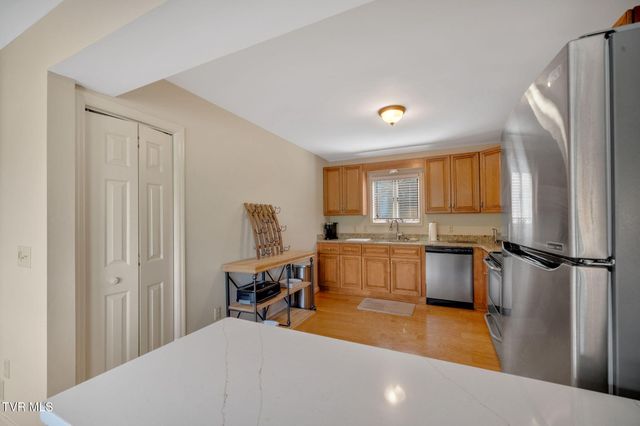 310 Cove Ridge Lane, Butler, TN 37640