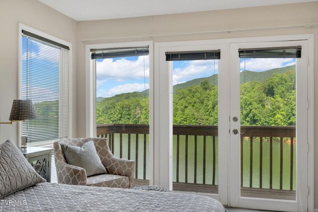 310 Cove Ridge Lane, Butler, TN 37640