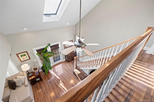 38 Aster Avenue, Holtsville, NY 11742