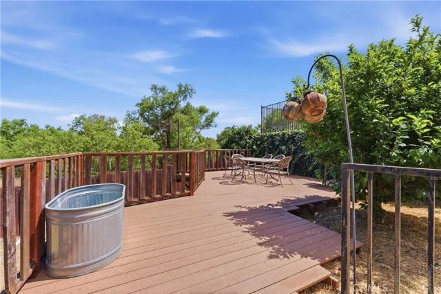 1437 W I, Wilmington, CA 90744