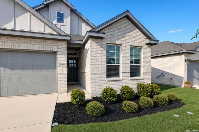 1917 Edelweiss Ave, New Braunfels, TX 78130